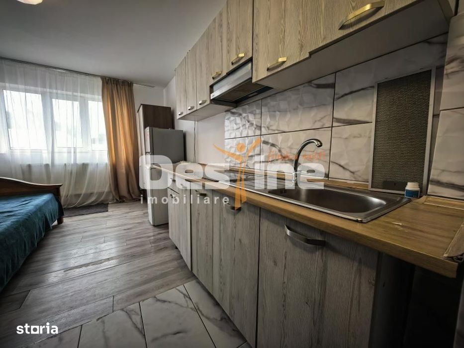 Cameră cămin 16 mp baie proprie mobilat și utilată renovată