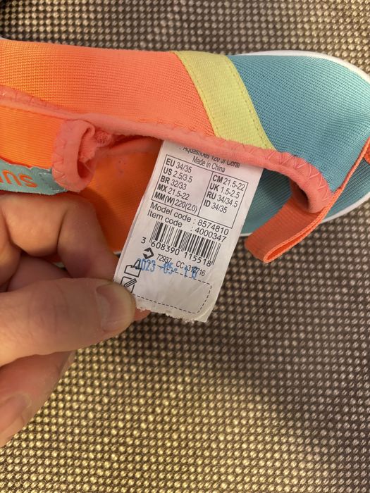 Papuci piscina si încălțăminte pietre copii
