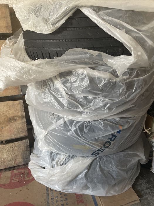 Продам комплект резины Nokian tyres