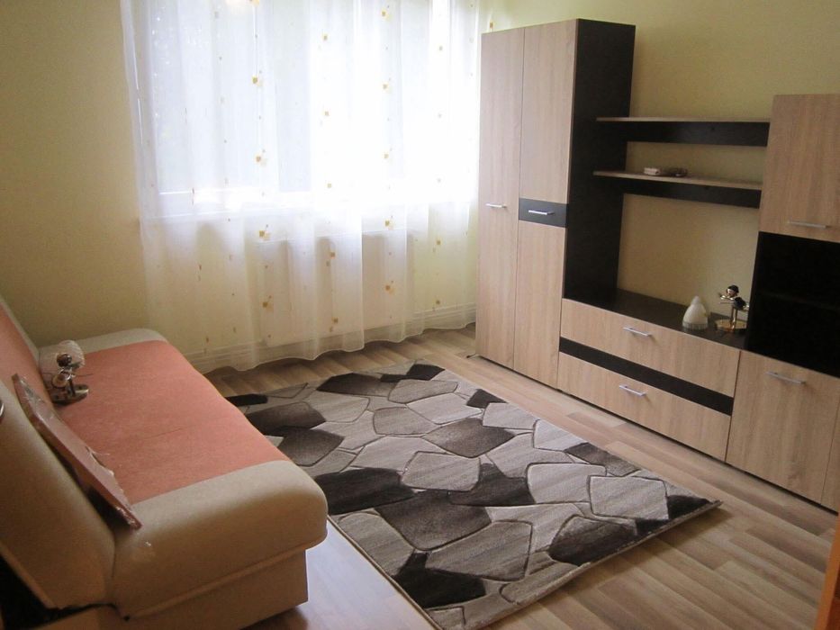 Camera de închiriat în Cornișa