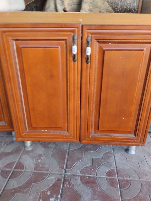 Продам угловой кухонный гарнитур