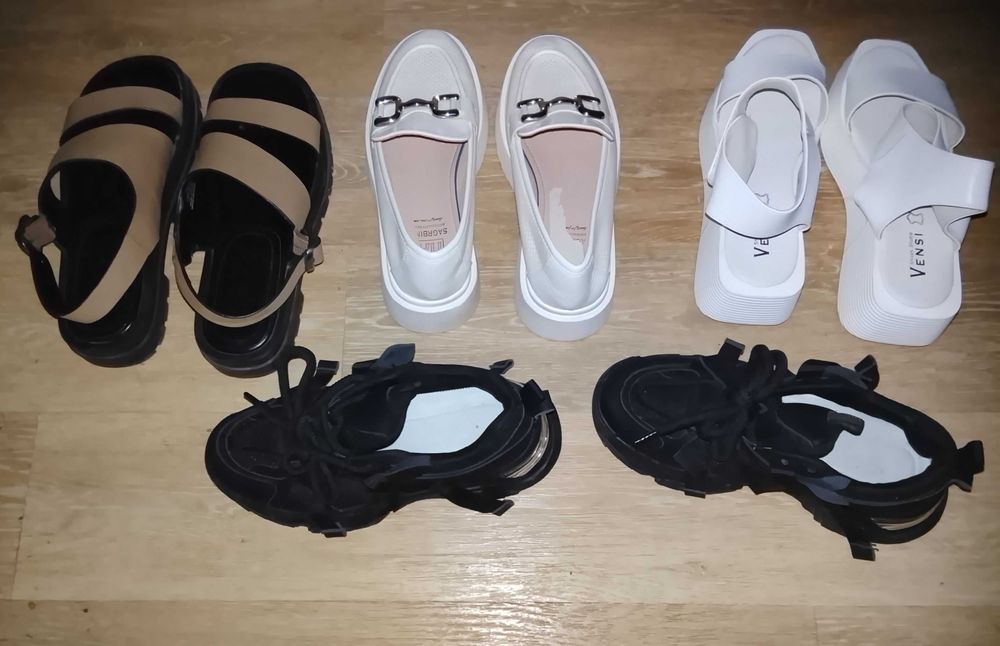 Обувь (туфли сандали кроссовки)