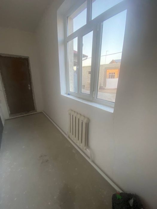 Uy arendaga beriladi,sotiladi 1.3 sotiq 4 xona