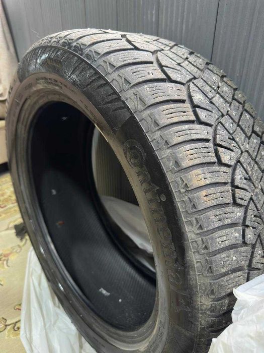 Продам 2 зимние шины Continental IceContact XTRM