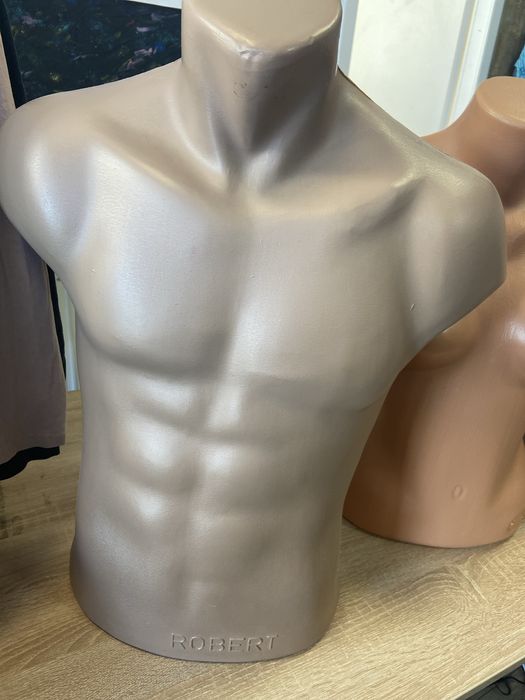 Vand manechine bust dama si barbati