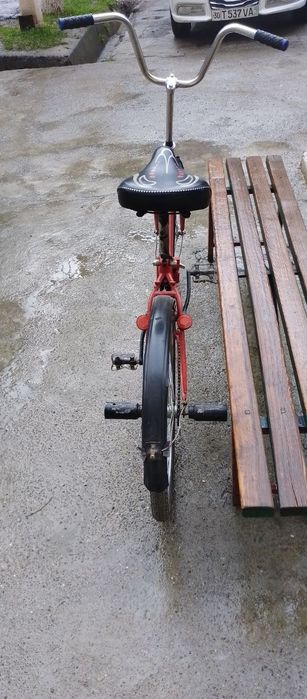 Velik kama.              .