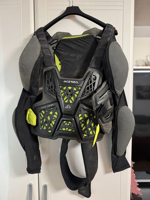 Armura moto alpinestars