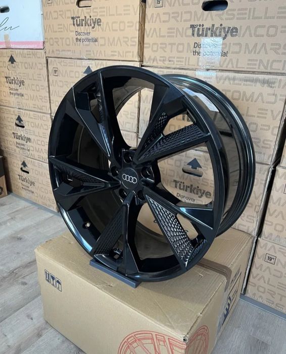 20"Rs black  новия модел за Audi нови Ауди a4,a5,a6,a7,а8,Q5,Q7