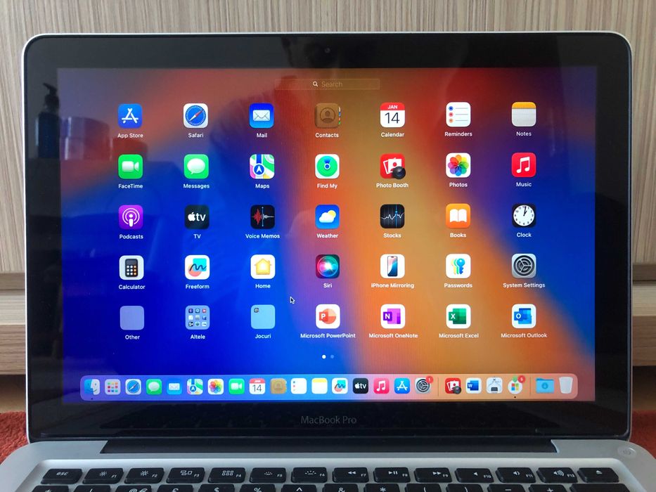 MacBook Pro 13 2013 i5 2,5 GHz, 16 GB, SSD 256 GB NOU, IMPECABIL