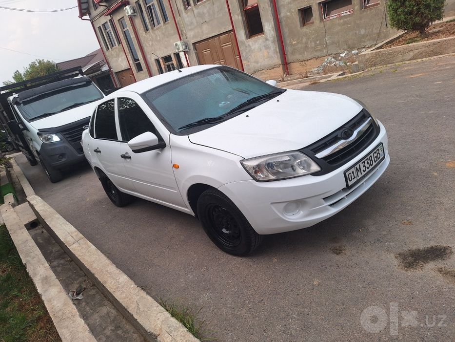 Лада Гранта 2013 Lada Granta 2013