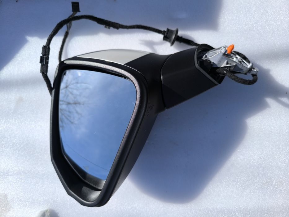 Oglinda BMW seria 2 active tourer U06