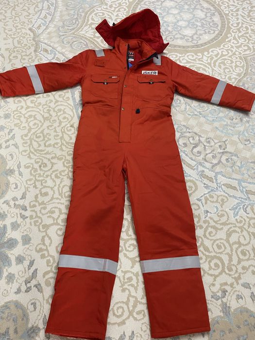 Спец киімдер сатылады