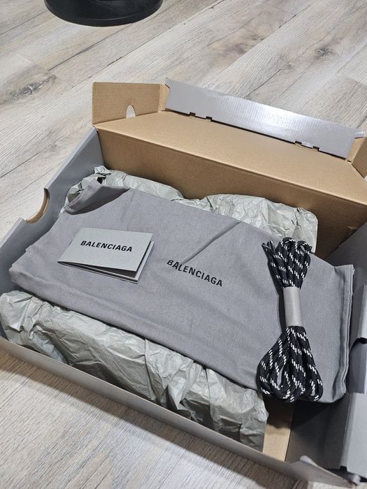 Adidssi Balenciaga originali
