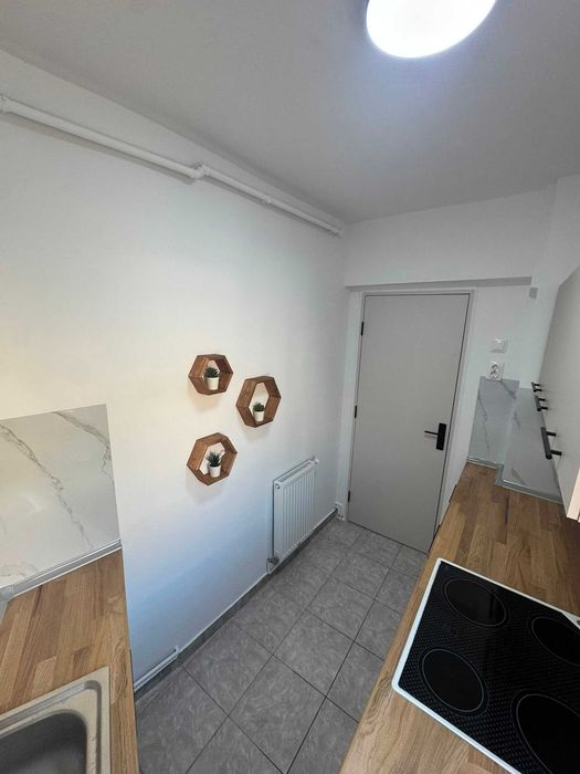 Proprietar, inchiriez garsoniera renovata strada Zorilor