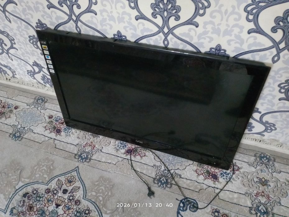 Televizor sotiladi 43  ishlidi