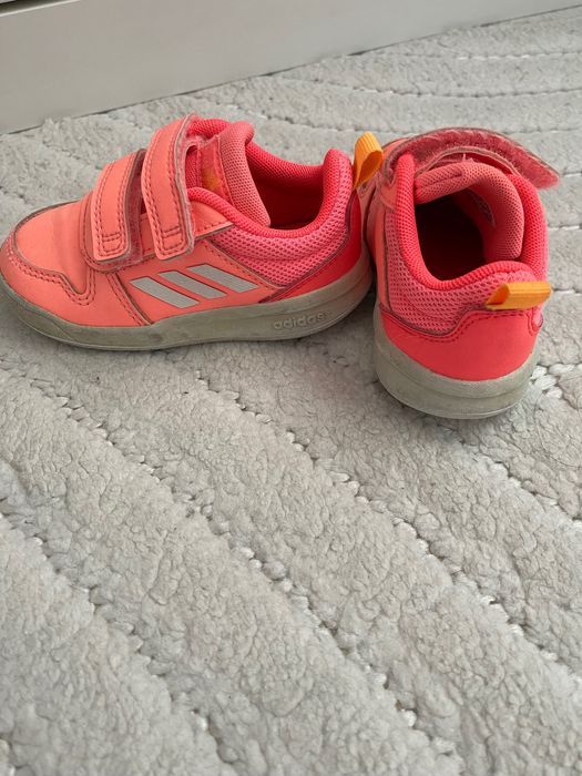Маратонки Adidas момиче размер 22