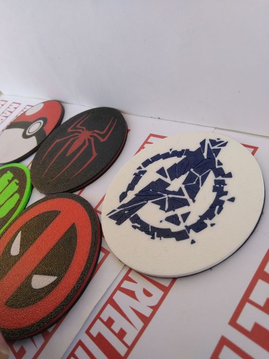 Поставки за чаши