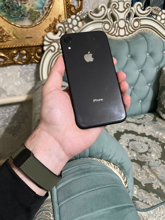 Продай телефон айфон XR