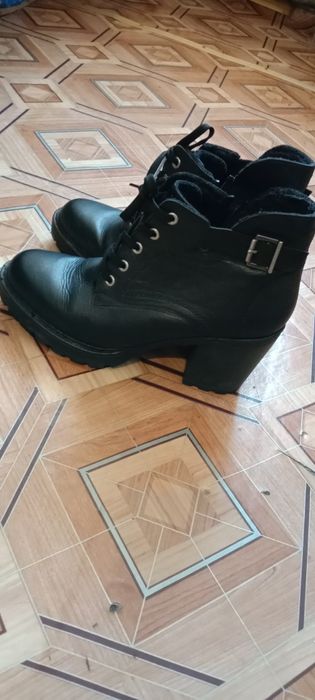 Продам полусапожки