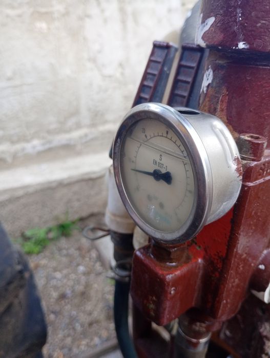 Vind atomizor. 200 l cu problema membrane uzate  o dau și la schimb ofer diferenta