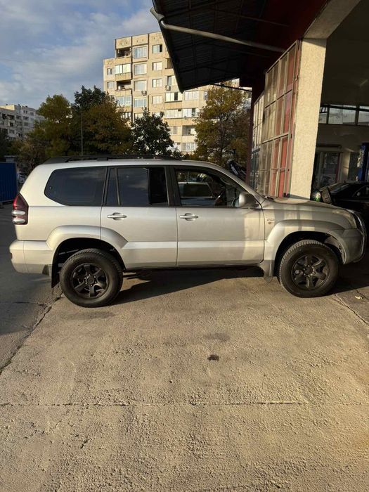 Тойота ЛендКрузер