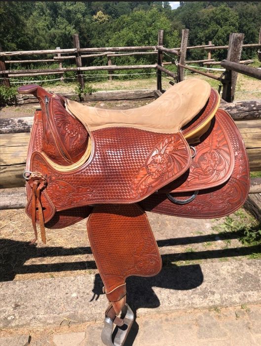 Седло за кон Barefoot Sattel Missoua Nut Baumlos Leder