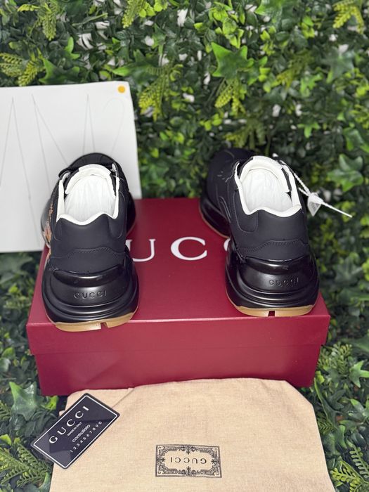 Adidași/Sneakers Gucci Rhyton black leather tiger