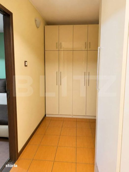 Apartament cu 3 camere mari si Luminoase, garaj inclus, etaj intermedi
