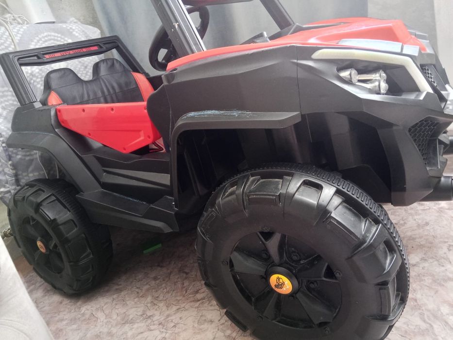 Срочно продам машинку !