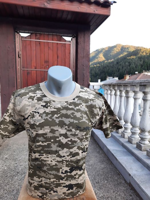 Камуфлажна тениска
