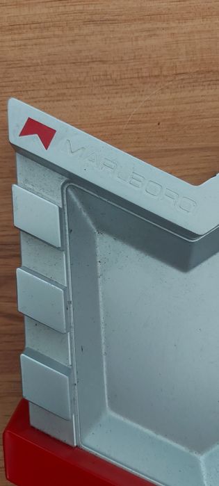 Scrumiera țigări metal