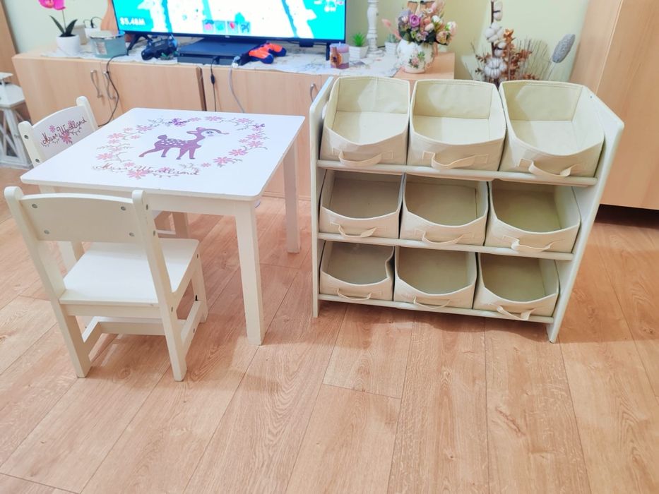 Măsuță cu scăunele