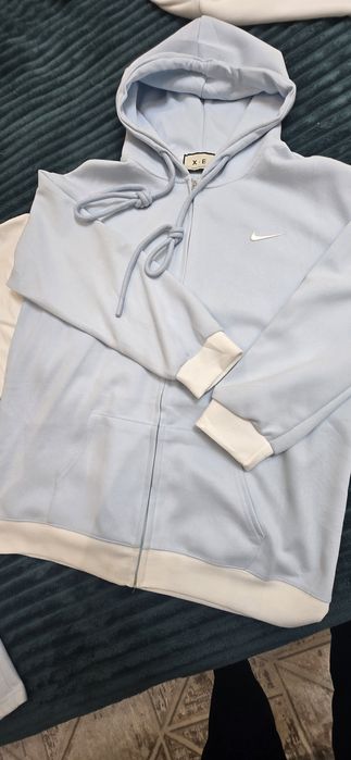 Продаю. Новая тройка хб. Корея