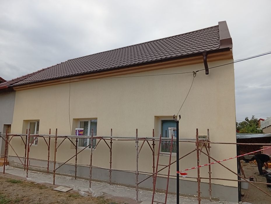 Sc . Executam constructii!