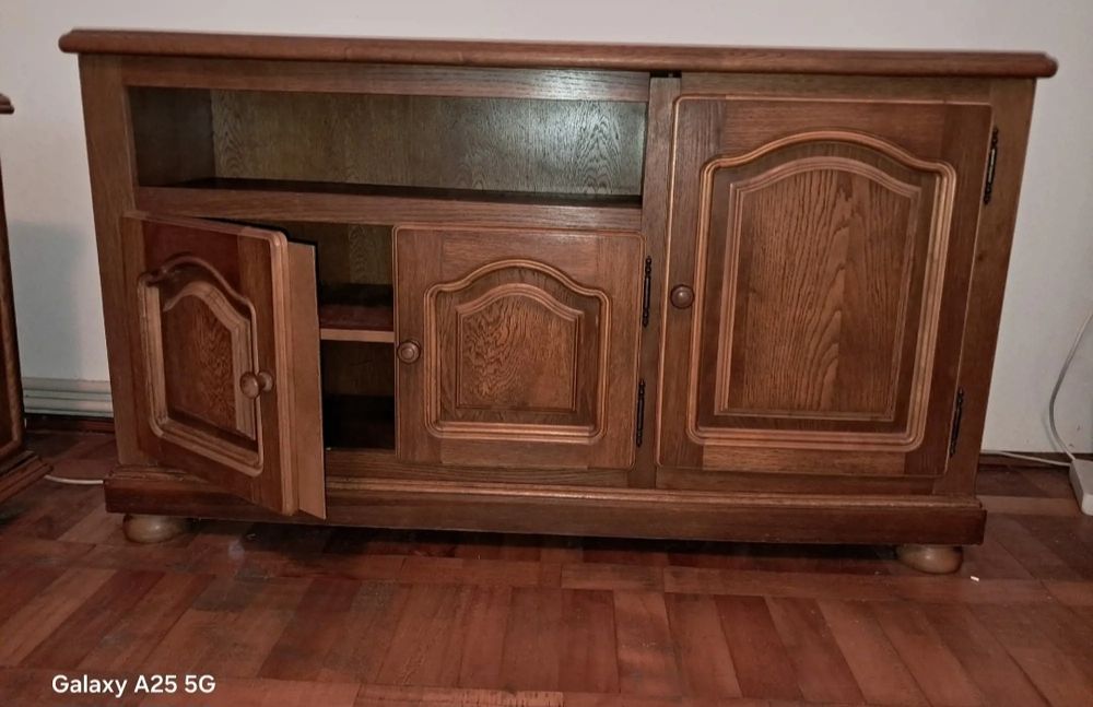 Canapea cu fotolii si mobilier vintage