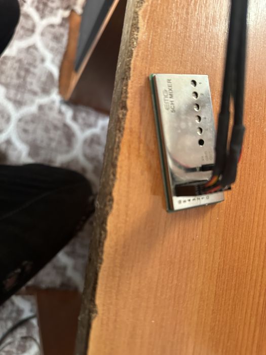 Placa zeta mica cu compresor emg