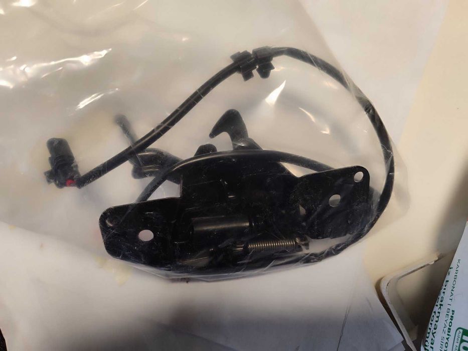 киа стингер 2021 брава за преден капак