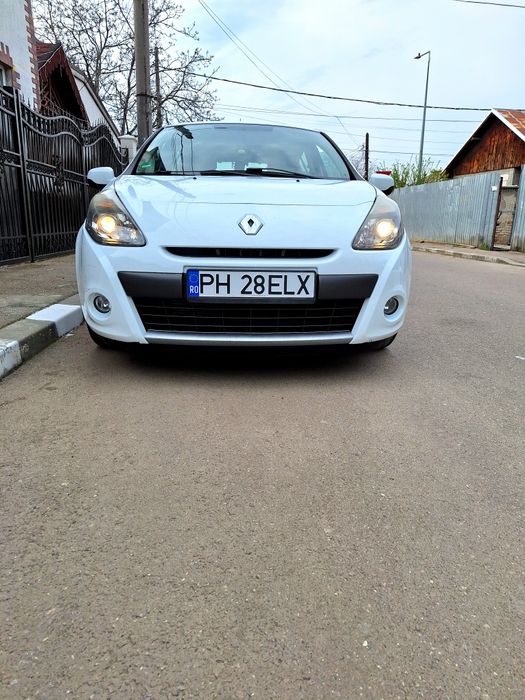 Urgent Vând renault clio 2010