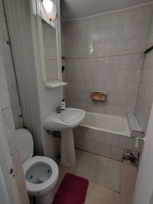 Ofer spre inchiriere Garsoniera Obcini