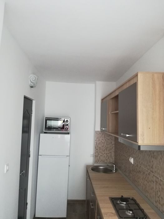 Închiriez garsonieră zona centrala -optimed