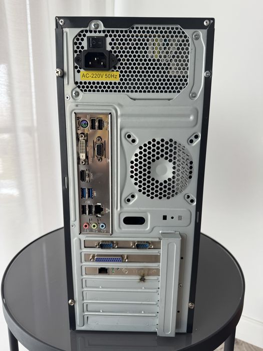 OFERTA! Vand/Schimb PC Office i5, 4GB RAM, 750GB (SSD+HDD)