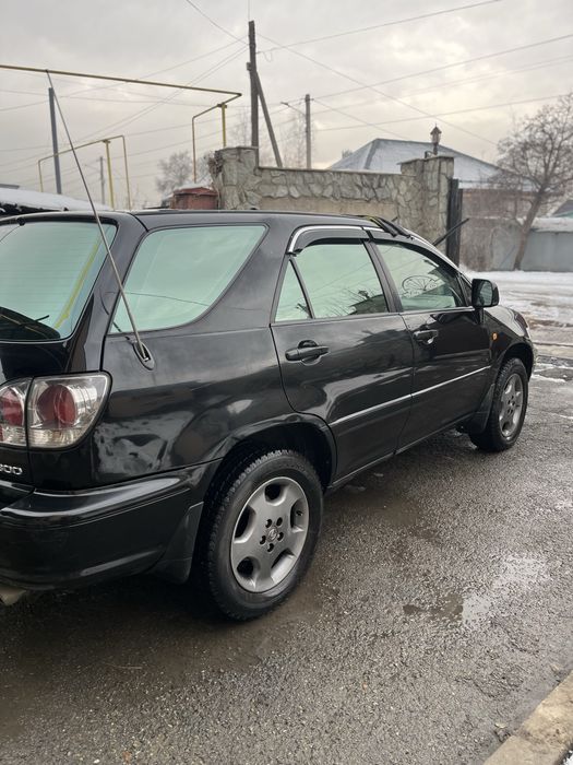Продам лексус рх 300