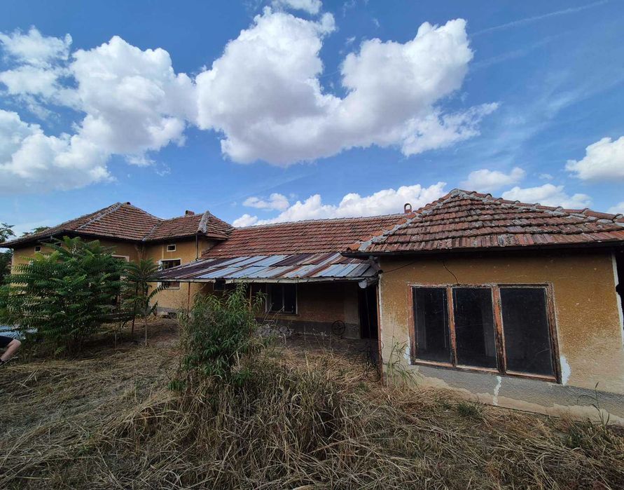 Продава се Къща в с. Бреница, Област Плевен - 100 кв.м за 123 €/кв.м - Снимка #3