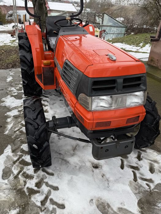 Kubota GL 320 | tractor japonez 4x4| motor in 3 cilindri