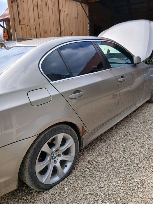 Vând BMW e60 m5 520d