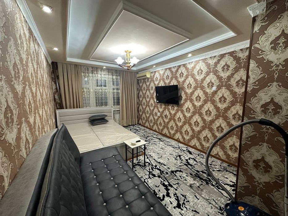 Сдается 1 комнатная квартира 
С обстановкой 
В горде Алмалык