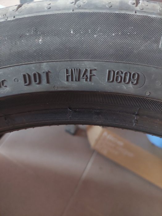 anvelopa continental 225 /45/18