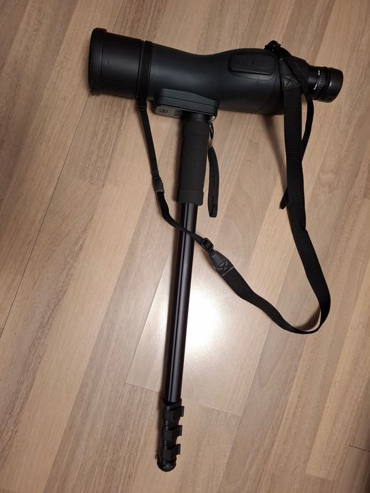 Lunetă terestră Nikon Prostaff 5 82-S 20-60x profesională