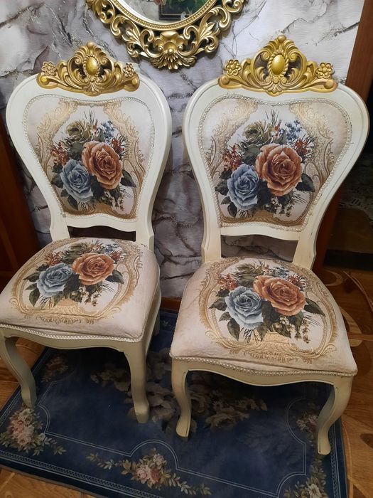 Стулья деревянные