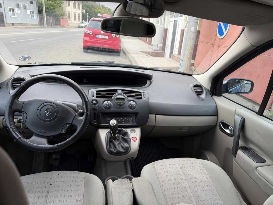 Renault Megane Scenic 1.9 dCi 110 CP – Keyless – Climă – Anvelope noi – ITP recent
